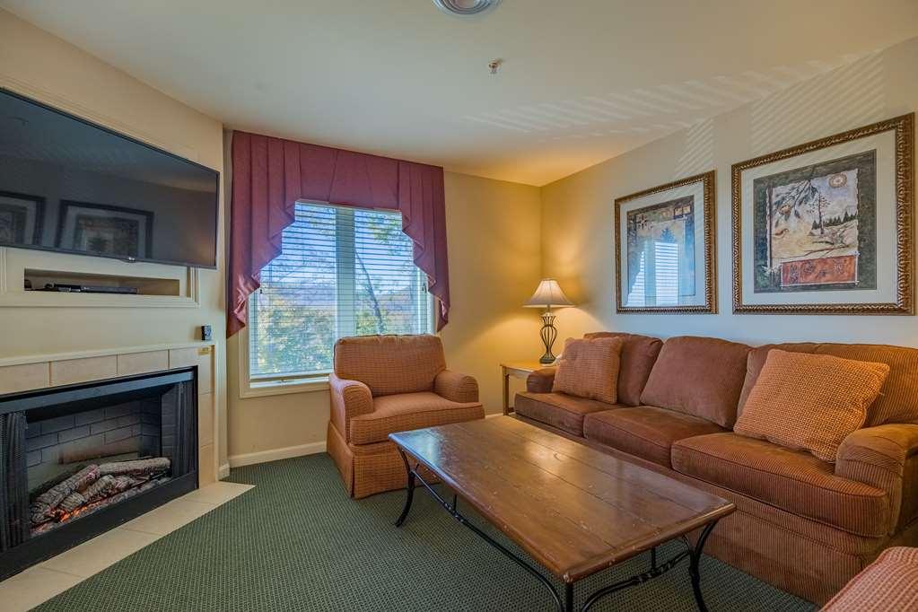 Vacation Village In The Berkshires Hancock Cameră foto Living room at the Grand Summit Hotel