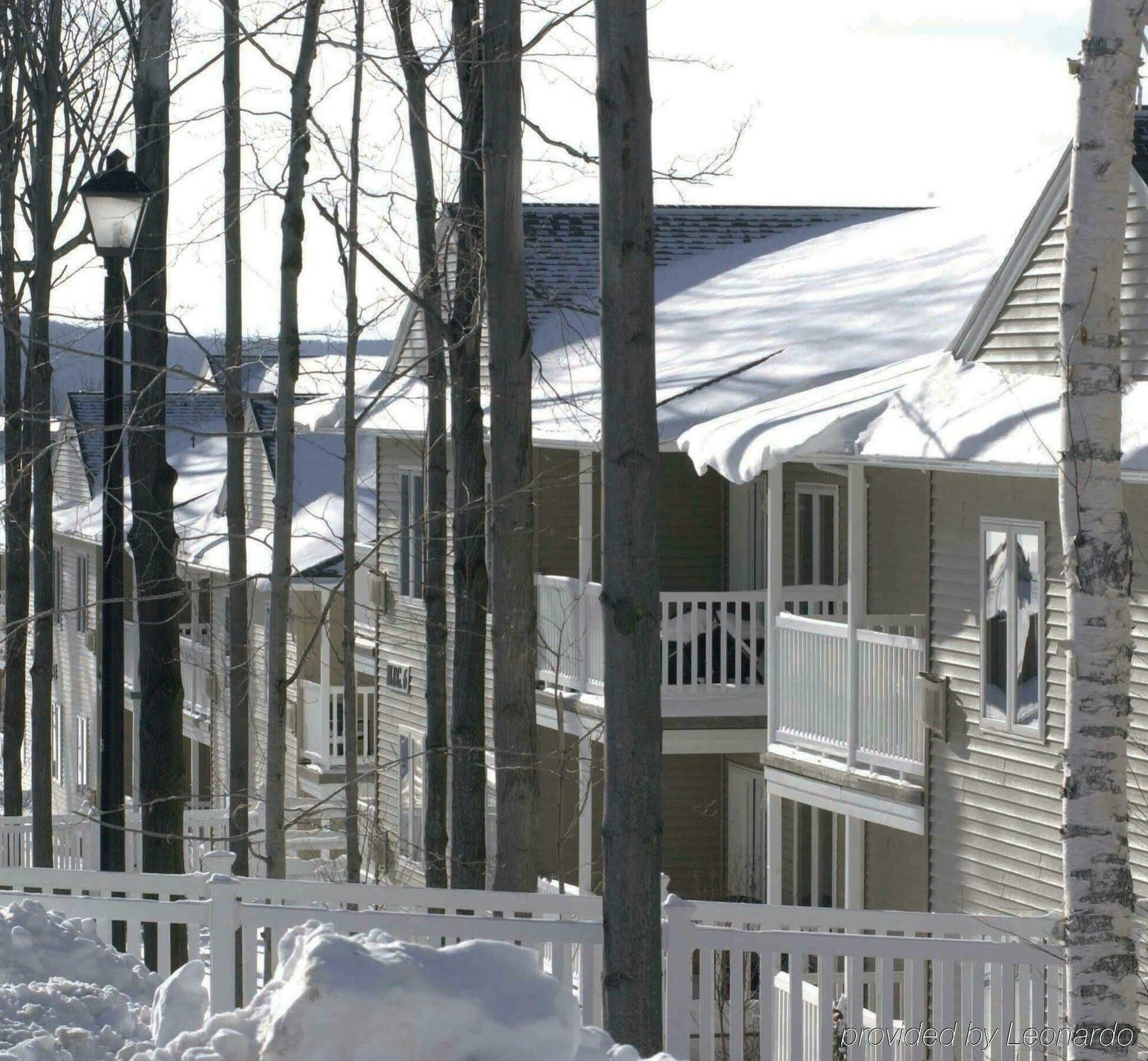 Vacation Village In The Berkshires Hancock Exterior foto The Village at Sun Peaks